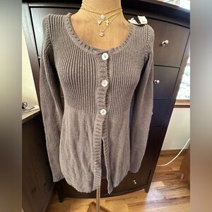 H& M VINTAGE SMALL SWEATER SMALL with tags 3rd pic is color